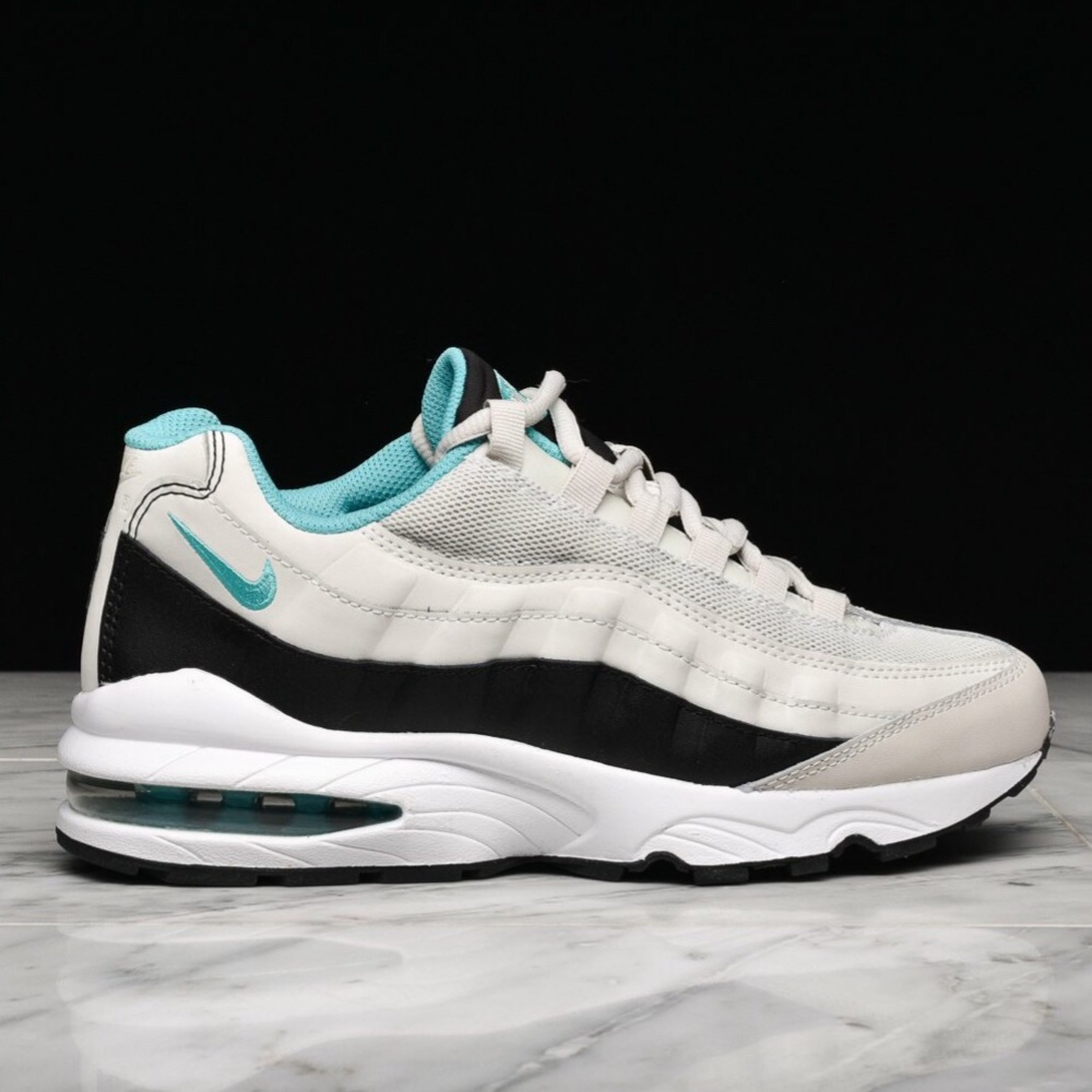 Nike Air Max 95 🐬